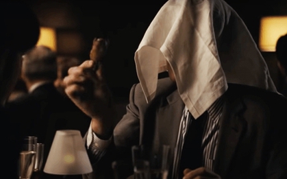 Món ăn xa hoa nhưng tàn nhẫn đến nỗi người ăn phải trùm khăn để trốn Chúa trời