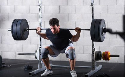 Thanh niên bị suy thận sau 2.000 lần 'đứng lên, ngồi xuống' để thắng cược