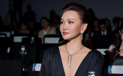 Doanh nhân Hiền Nhiên rạng rỡ tại họp báo Miss Cosmo