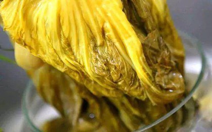 Ăn nhiều dưa muối gây ung thư? Chuyên gia chỉ 2 cách ăn để bảo vệ thận, giảm natri