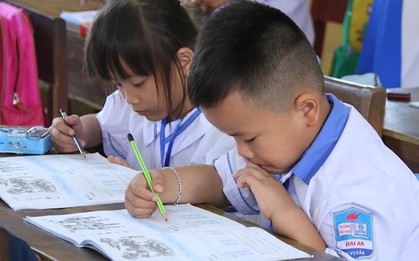 Bộ GD&ĐT điểm danh 19 tỉnh "phớt lờ" báo cáo về cấm dạy thêm, học thêm