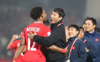 HLV Kim Sang-sik: Tôi sẽ tiếp tục tìm kiếm cầu thủ nhập tịch cho tuyển Việt Nam