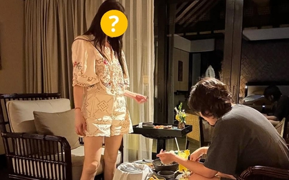Tràn lan ảnh sao nữ hạng A nghi đưa bạn trai vào khách sạn, từng náo loạn cả nước với nụ hôn giữa phố?