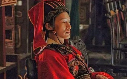 Giàu như Hòa Thân, thái giám ở top 50 người đứng đầu thế giới có cái kết đau đớn