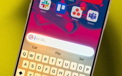 Apple hoãn triển khai Siri mới trên iPhone