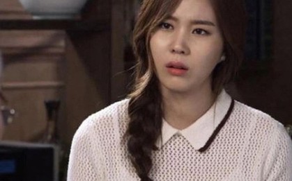 Lương hưu của bố chồng 90 triệu, tháng nào cũng cho con dâu 50 triệu và kèm theo lời nhắn nhủ khiến tôi thấy có lỗi với chồng