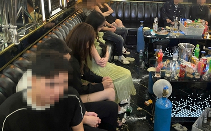 9 “chân dài” cùng 8 người đàn ông sử dụng chất cấm lúc rạng sáng