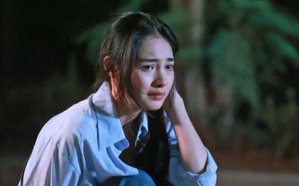 Vợ cũ của chồng đột nhiên chuyển cho tôi 500 triệu, 2 tiếng sau thì tôi nhận tin sốc đến mức loạng choạng, đứng không vững