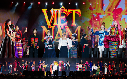 Điều đáng nhớ hơn những “vụn vặt” tại Chị Đẹp Concert