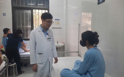 Hai nữ sinh nhập viện tâm thần vì cùng 1 lý do: Bác sĩ chỉ rõ 6 dấu hiệu cha mẹ cần đặc biệt chú ý