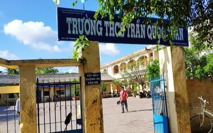 Giáo viên lên mạng tố trường thu sai, hiệu trưởng bị kiểm điểm