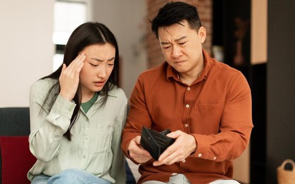 Sau nhiều lần bị quỵt nợ vì nể nang, DeepSeek mách tôi: Bất kể ai hỏi vay tiền, chỉ cần trả lời bằng 2 câu, vừa không mất lòng, vừa bảo vệ được chiếc ví!