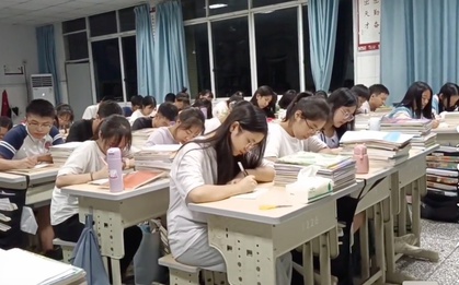 20 suy nghĩ độc hại học sinh hay có mà tưởng là bình thường