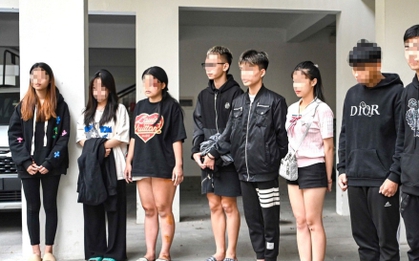Xét xử nhóm 'quái xế' đua xe, đâm tử vong cô gái dừng chờ đèn đỏ ở Hà Nội