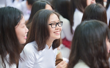 Năm nay, lần đầu tiên trong lịch sử, kỳ thi tốt nghiệp THPT có tới 2 đề thi: Vì sao lại thế?