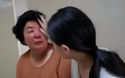 Tâm sự của một người mẹ Hà Nội khiến hàng nghìn phụ huynh mất ngủ: "Nếu con không đỗ trường công, có phải là sụp đổ?"