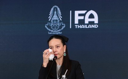 LĐBĐ Thái Lan khủng hoảng chưa từng có, phải hoạt động nhờ tiền túi của Madam Pang