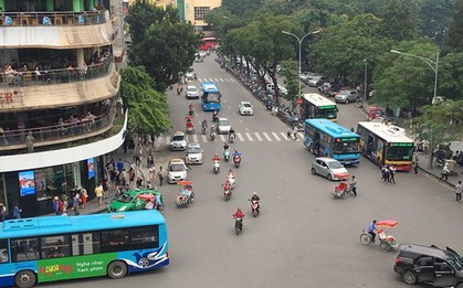 Tăng cường xe buýt hoạt động xuyên nghỉ lễ để phục vụ khách