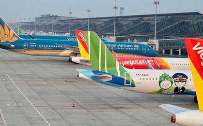 Người dân bay Vietnam Airlines và Vietjet Air tại Nội Bài chú ý: Cải tiến mới rút ngắn thời gian làm thủ tục, tăng khả năng thông qua