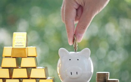 Bà mẹ U40 rủ con 'đập lợn' mua vàng, nhân tiện dạy về BÀI HỌC TÀI CHÍNH: 'Tiền đứng yên là tiền chết!'