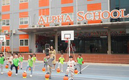 Nhiều học sinh Hà Nội đau bụng, nôn mửa nghi ngộ độc thực phẩm