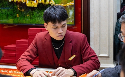 Lãi đậm sau hơn 1 tháng mua vàng, nhiều người chốt lời