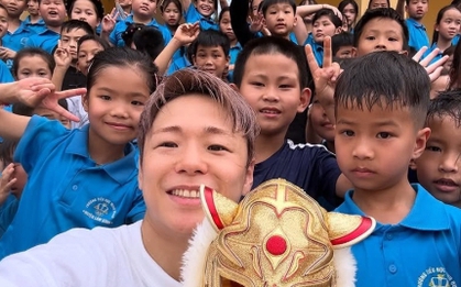 Bị Rodtang đấm gục vẫn kiếm bộn tiền, cao thủ Nhật Bản đến Việt Nam làm từ thiện