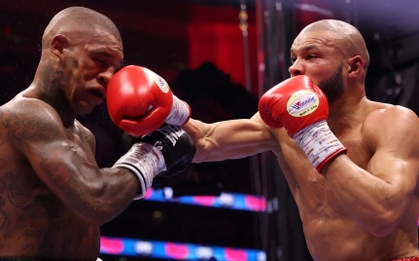 Giảm cân cấp tốc vì 13 tỷ tiền phạt, nhà vô địch boxing nhập viện