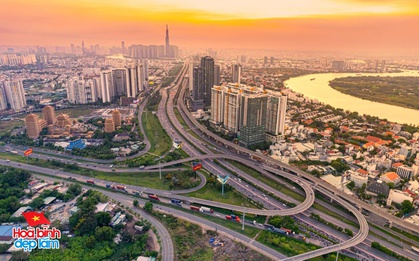 Chùm ảnh: Khi TP.HCM dịu dàng trong hoàng hôn tháng Tư và những khoảnh khắc thật đẹp của hòa bình!