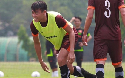 Giải nghệ 1 năm, cựu tuyển thủ U23 Việt Nam tái xuất sân cỏ