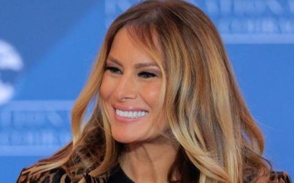 Bà Melania Trump gây sốt