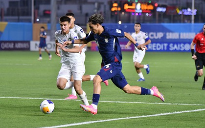 Sao trẻ Man Utd lập công, tuyển Thái Lan vẫn "vỡ mộng" trong mưa bàn thua