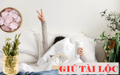 5 vật nhỏ nên đặt cạnh gối ngủ để giữ tài lộc không “đội nón ra đi”