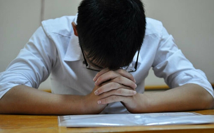 "Mẹ ơi, đau quá, cứu con..." - Kiểm tra những trang viết của con, tim người mẹ như bị xát muối