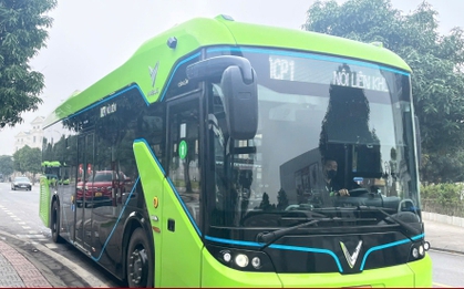 Hà Nội bật mode ‘chế độ xanh' từ phương tiện đến hơi thở