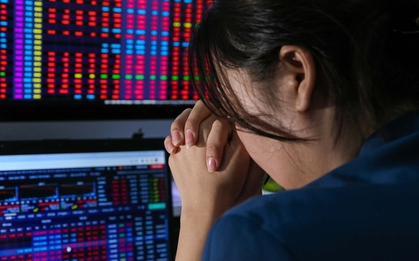 Mở cửa phiên đầu tuần, VN-Index lại giảm hơn 60 điểm