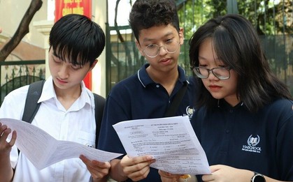 Bộ GD&ĐT "tuýt còi" các trường đại học tuyển sinh bằng tổ hợp lạ