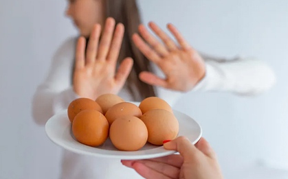 Người bị dị ứng trứng có tiêm được vắc xin sởi hay không?