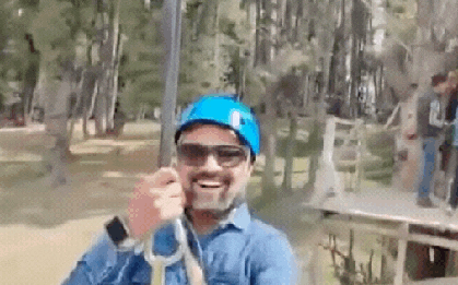 Video sốc: Du khách livestream cảnh đu zipline vui vẻ khi phía dưới đang nổ ra cuộc xả súng khiến 26 người thiệt mạng