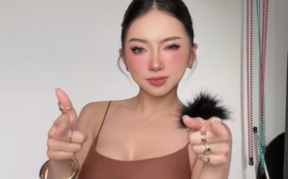Hoa mắt với chiếc váy siêu mỏng của hot TikToker 1,4 triệu follow