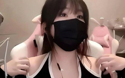 Nữ streamer "top 1 server" ngày ấy bị team qua đường tóm trọn khoảnh khắc không thể tin nổi