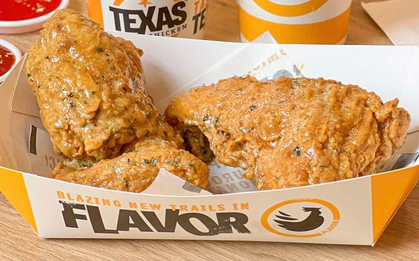Đến lượt Texas Chicken phát cảnh báo, giới bán gà rán đang "chao đảo" với cùng 1 lý do
