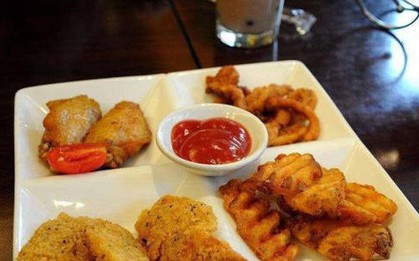 Tiết kiệm mấy cũng đừng hâm nóng lại 6 thực phẩm này để ăn