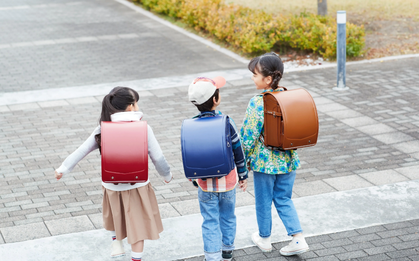 Tại sao các gia đình Nhật Bản chi hàng chục triệu đồng để mua chiếc cặp này cho con, dù vẻ ngoài "thô kệch"?