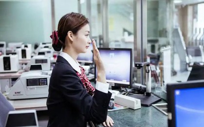 Người phụ nữ gửi 3,5 tỷ tiền tiết kiệm, sau 5 năm phát hiện chỉ còn 3,5k: Ngân hàng nói "làm gì có ai bỏ mặc tài khoản như chị"