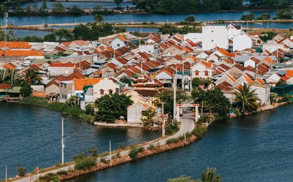 Phát hiện ngôi làng có duy nhất 1 đường vào gần Nha Trang, du khách ấn tượng với cảnh từ trên cao
