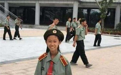 Thiên tài 10 tuổi đỗ đại học, 3 năm sau ra trường cuộc đời chán đến phát ngán: Khi tuổi thơ bị lấy mất bởi hai chữ "thành công"