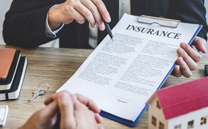 Mua gói bảo hiểm nhân thọ hơn 500 triệu đồng, người đàn ông được thông báo: "Sau 25 năm, số tiền anh nhận về có thể chỉ vài nghìn đồng"