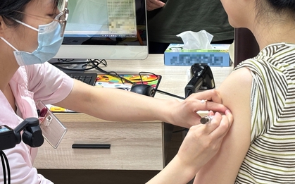 Vắc xin HPV được tiêm vào vị trí nào trên cơ thể nữ giới?