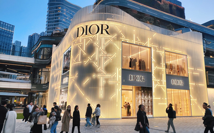 Lùm xùm xưởng sản xuất cho Dior điều kiện tệ, nhân công rẻ mạt đã có kết quả: Dior mất gì?